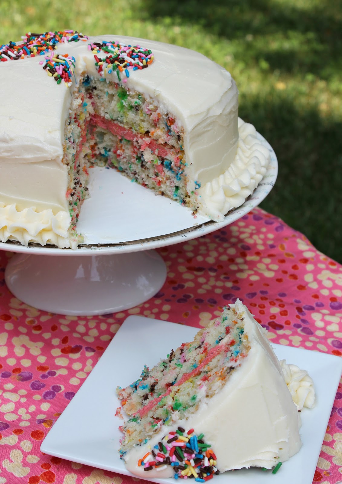 Easy Layered Cake Funfetti