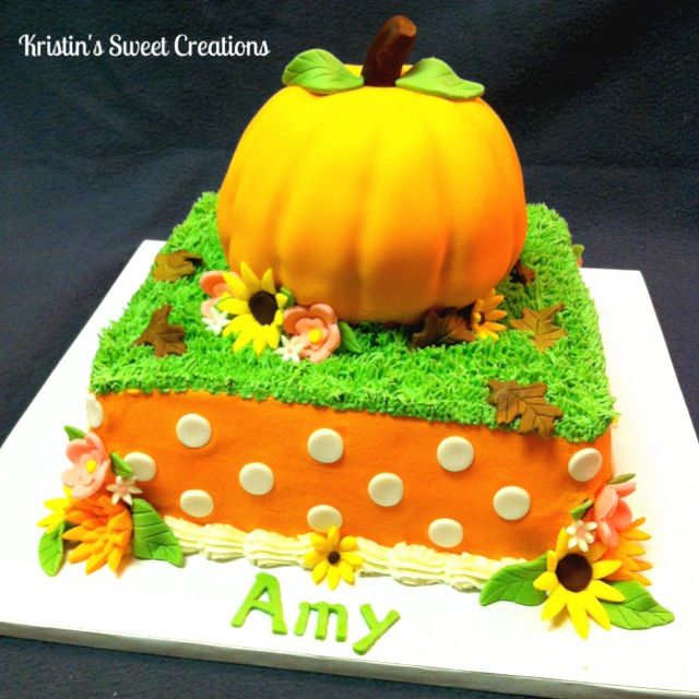 Fall Pumpkin Birthday Cake