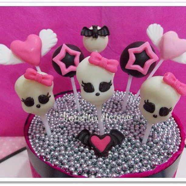 Monster High Cake Pops