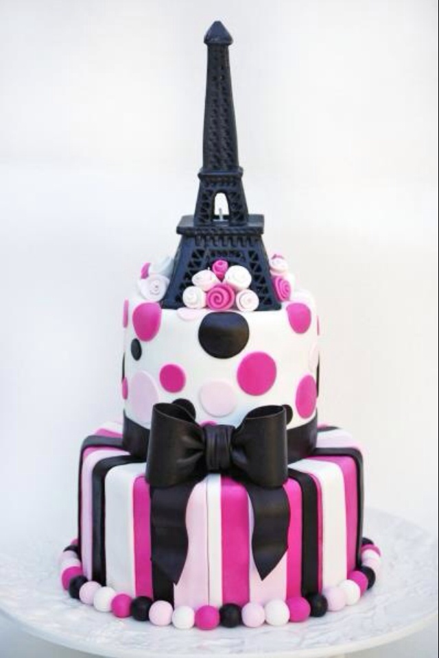 12 Photos of Beautiful Birthday Cakes Graphics Paris