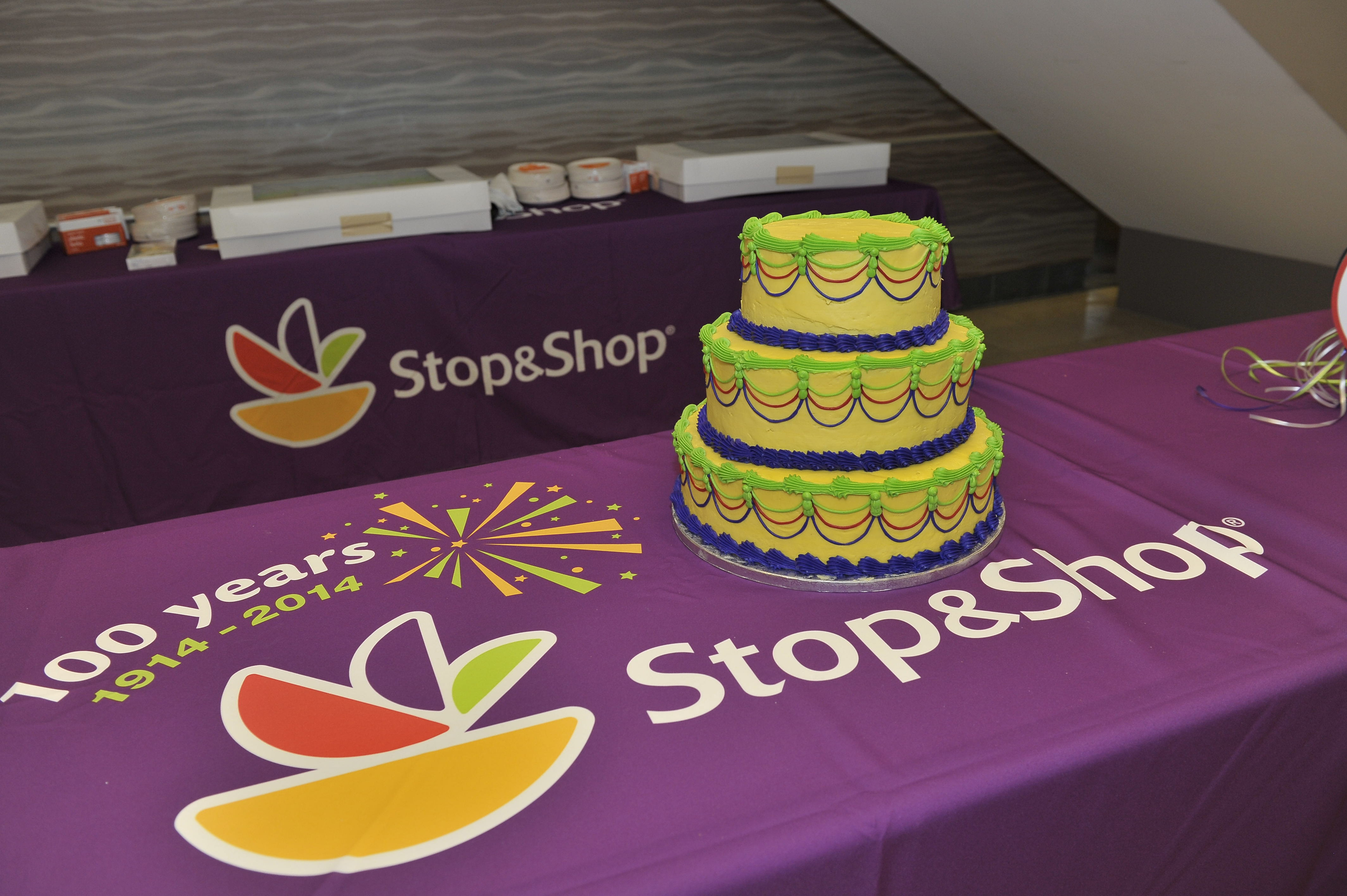 Stop and Shop Birthday Cakes