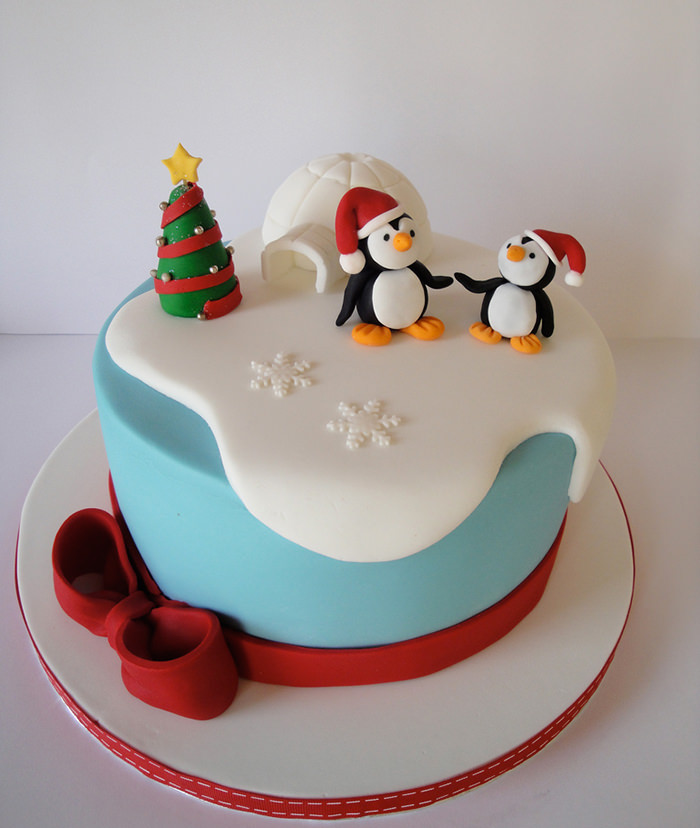 Creative Christmas Cakes