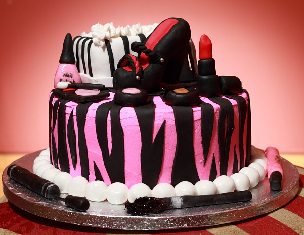 Diva Birthday Cake