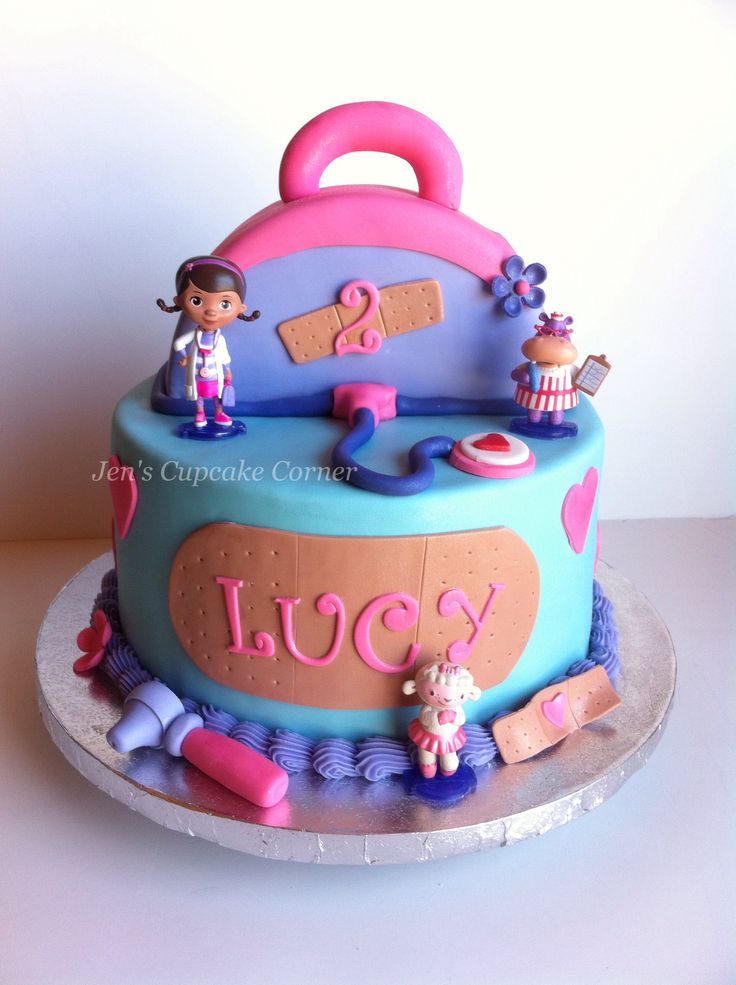 Doc McStuffins Cake