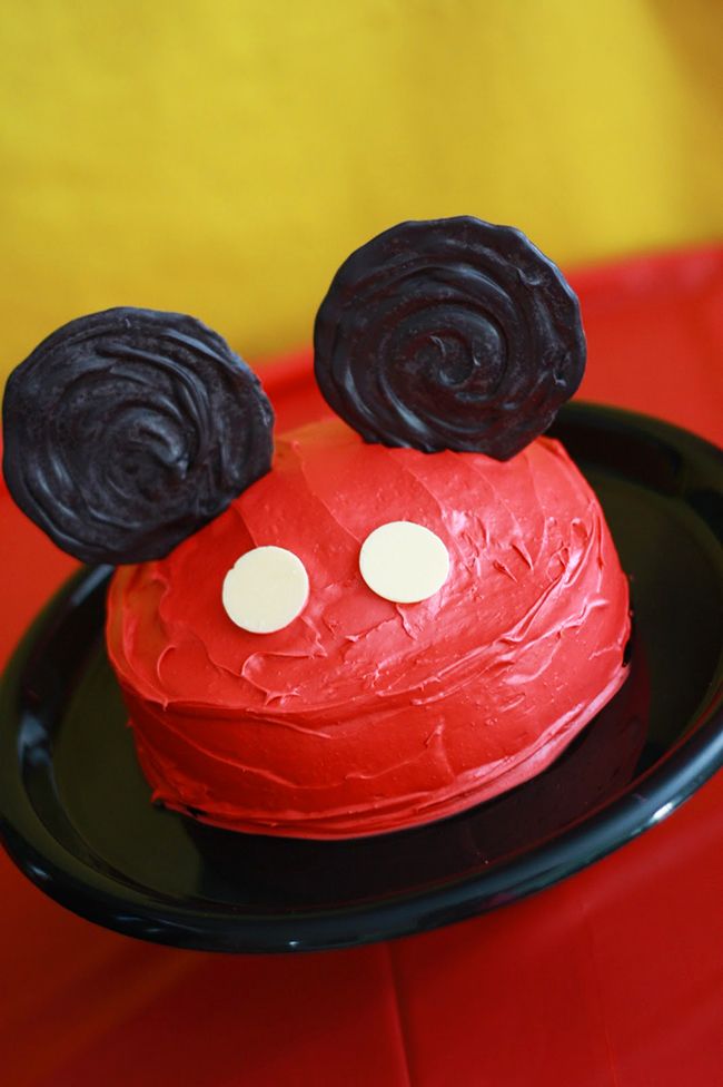 Easy Mickey Mouse Birthday Cakes