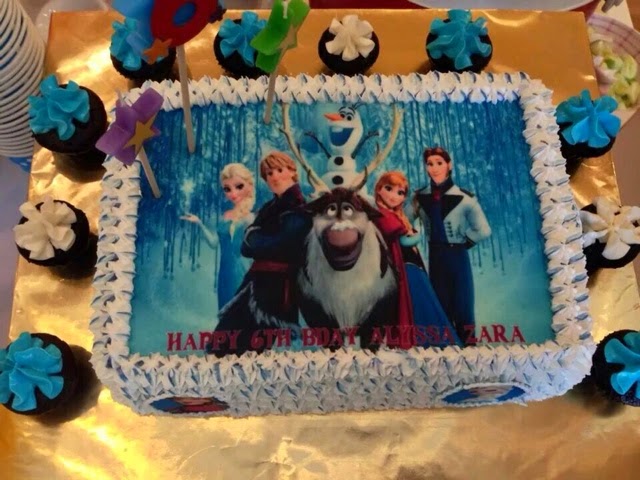 Edible Image Cake with Frozen