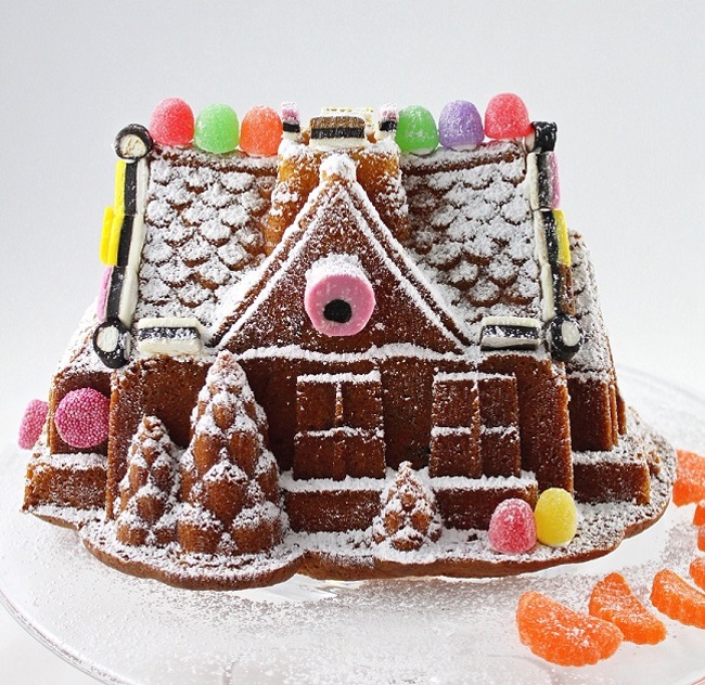 Gingerbread House Bundt Cake