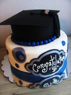 Graduation Cap Cake