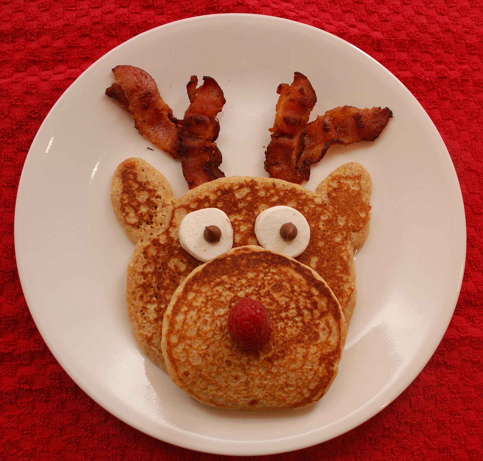 7 Photos of Christmas Rudolph Pancakes