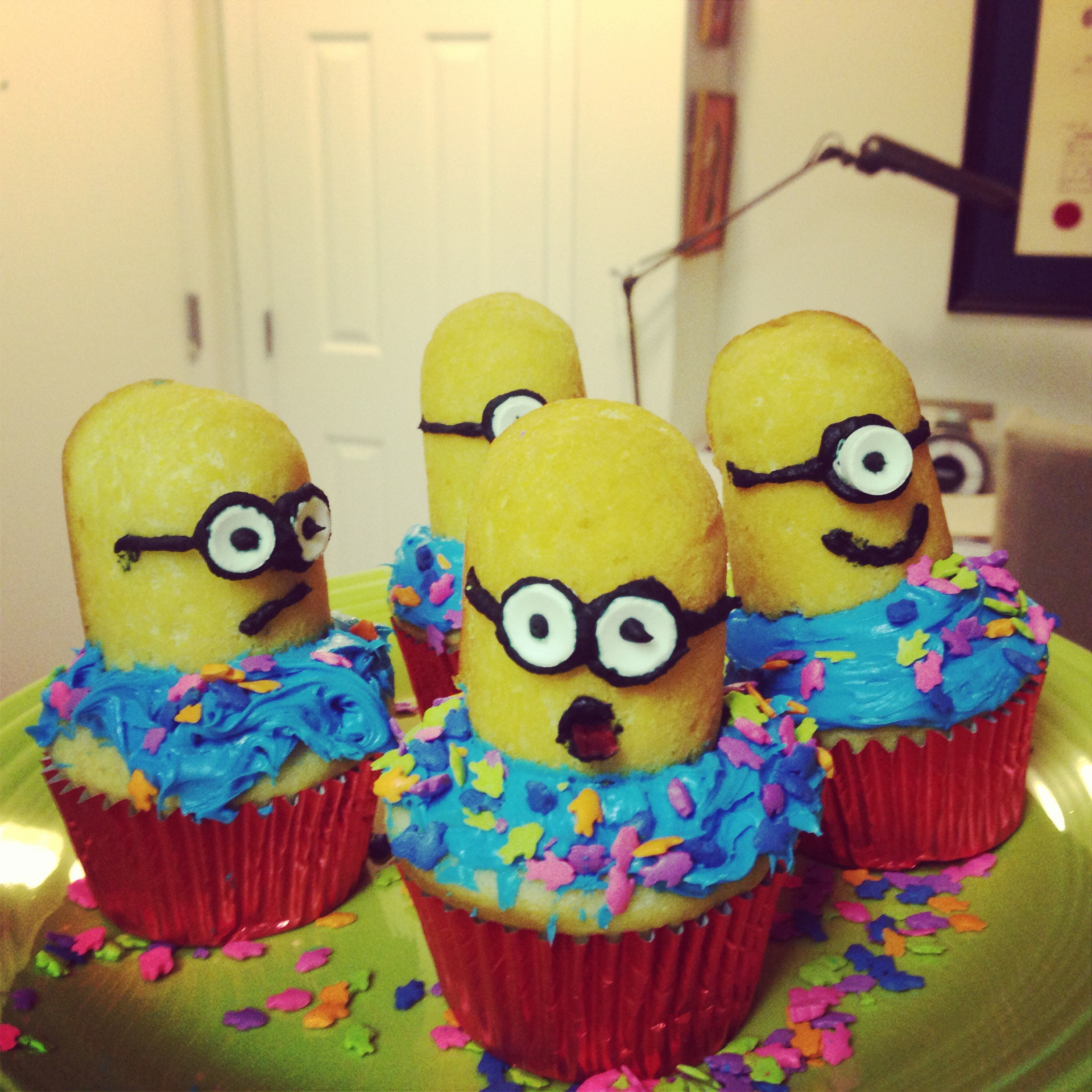 Homemade Minion Cupcakes