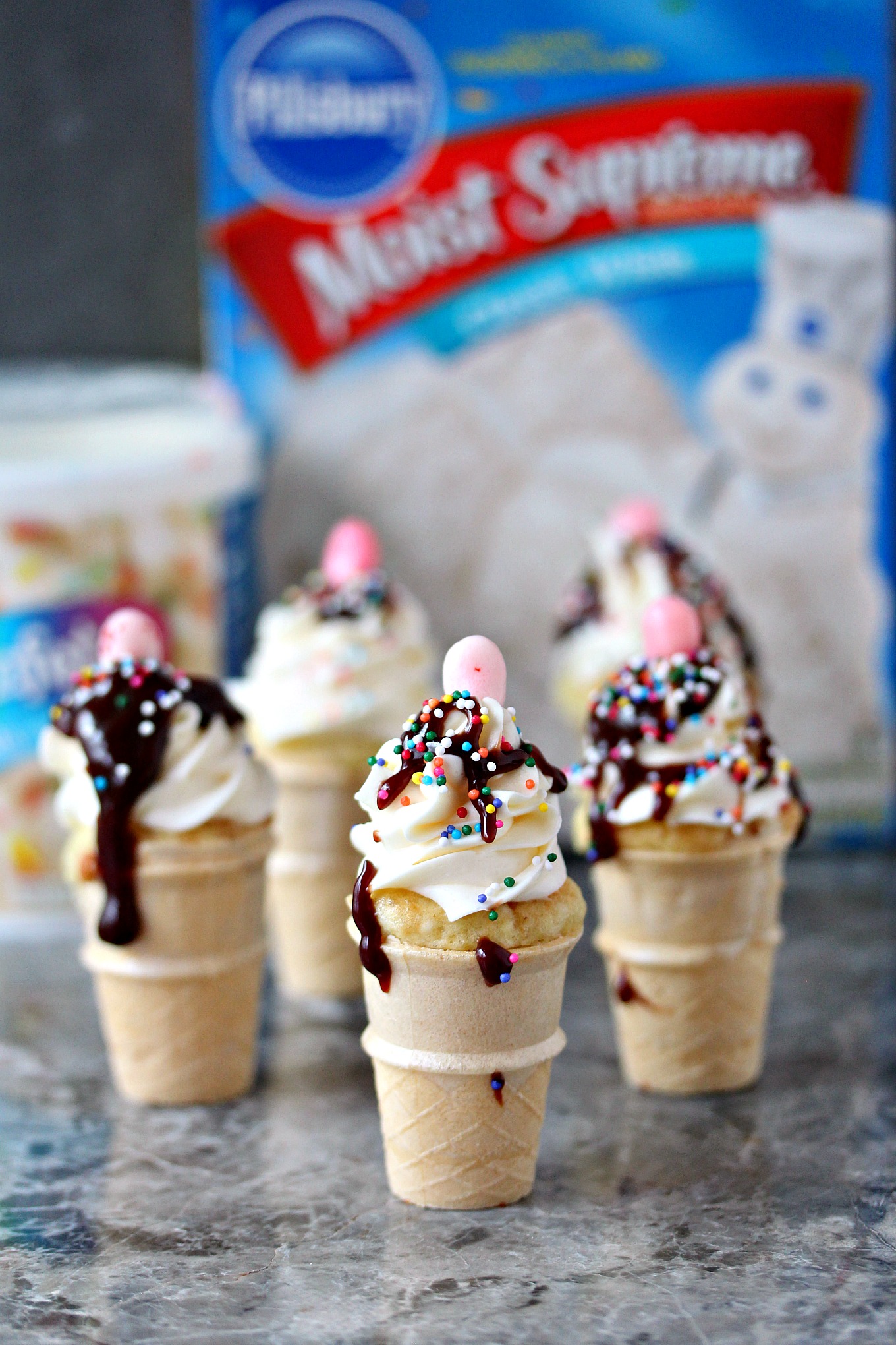 Mini Ice Cream Cone Cupcakes