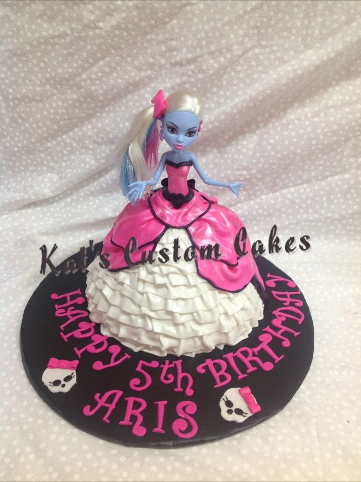 Monster High Doll Cake Pink