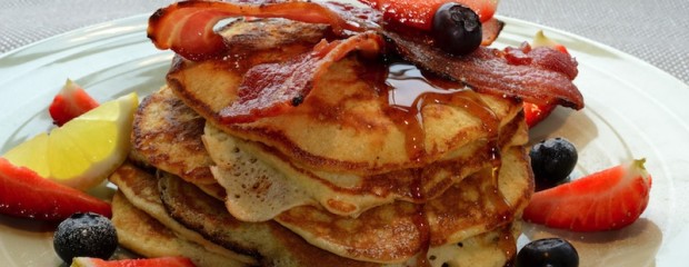 Pancakes with Strawberries and Bacon