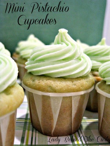 Pistachio Cream Cheese Frosting Recipe