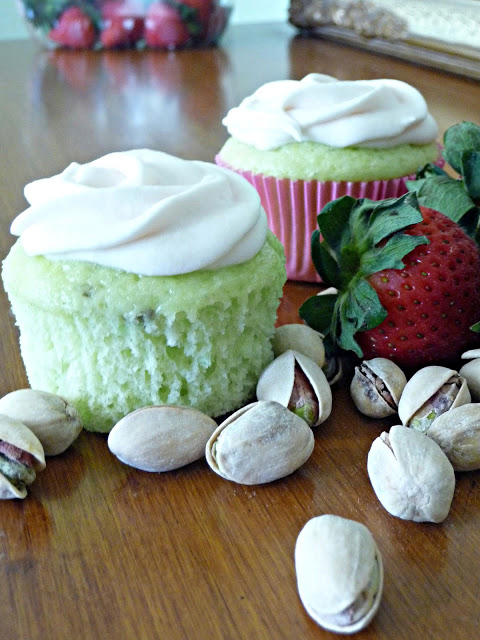 10 Photos of Pistachio Cupcakes With Cream Cheese Frosting