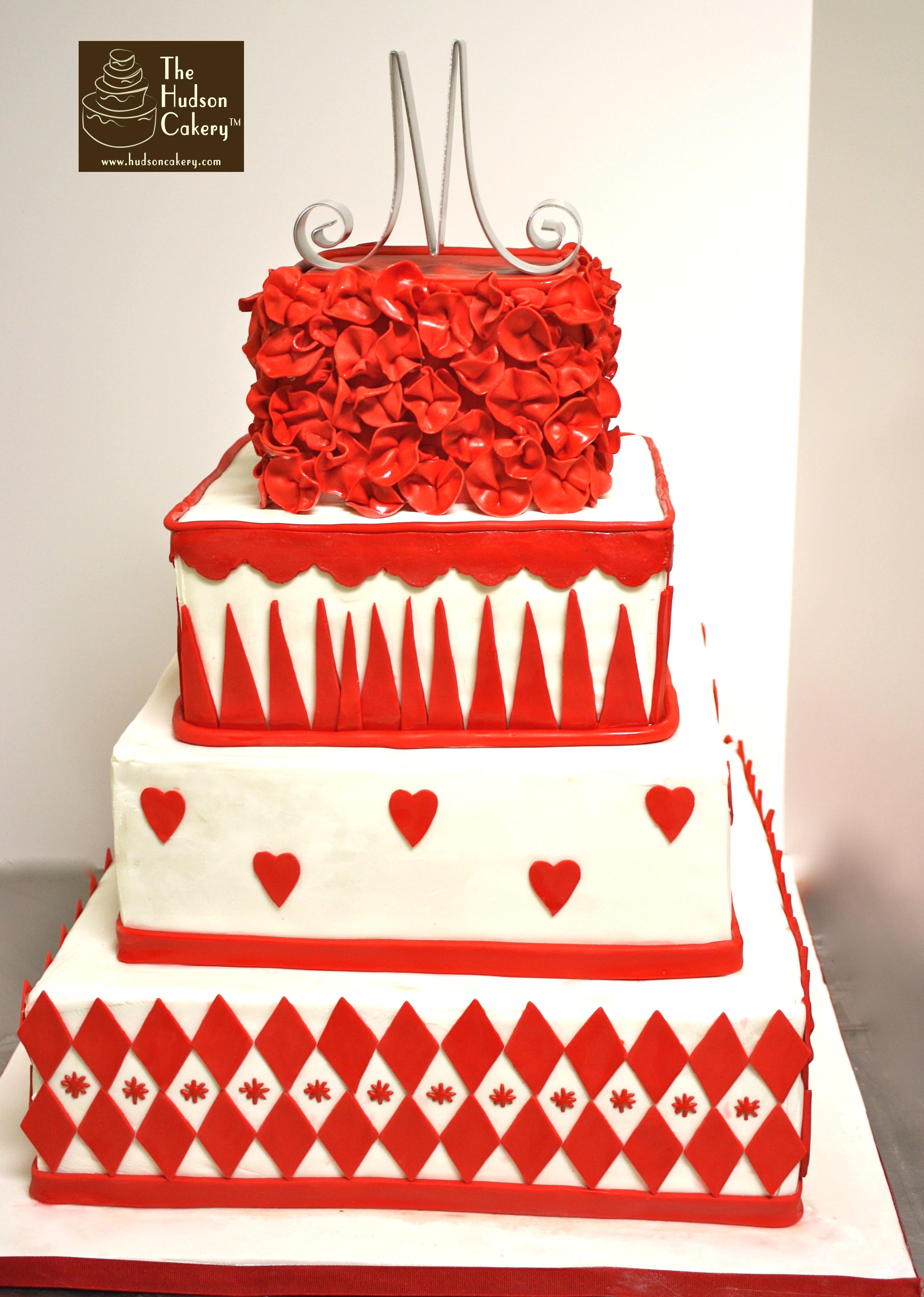 Red and White Wedding Cake Ideas