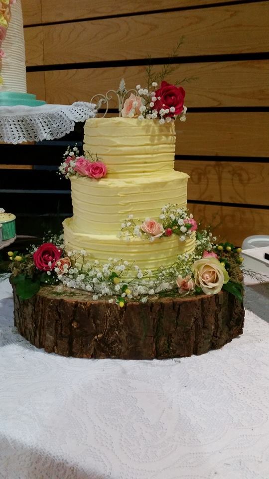 Shabby Chic Wedding Cake Buttercream