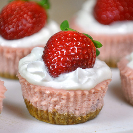 Skinny Mini Strawberry Cheesecakes