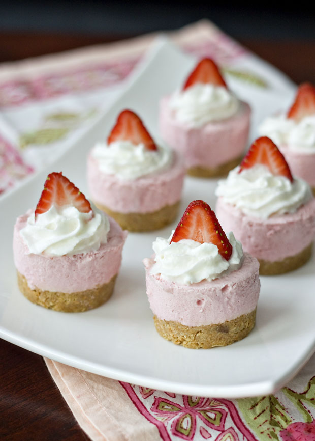 Strawberry Mini Cheesecake Bites