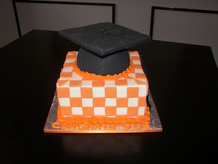 UT Graduation Cake