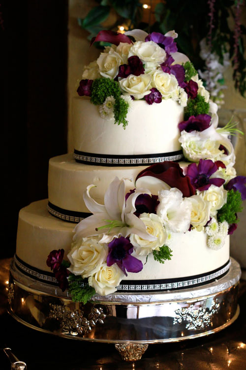 7 Decorating Cakes With Fresh Flowers Photo Wedding Cake With