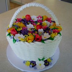 Basket Cake with Sugar Flowers