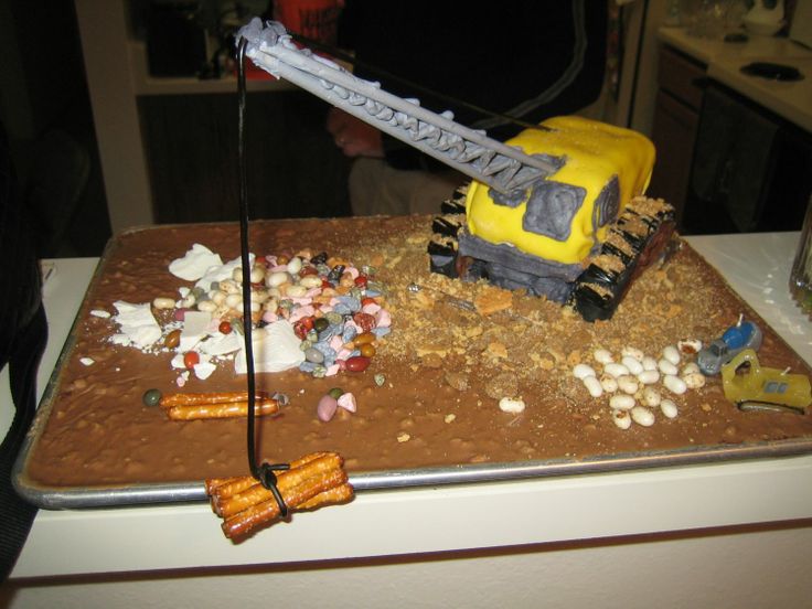 Cake with Construction Crane