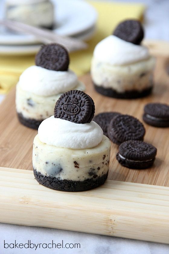 Cookies and Cream Mini Cheesecakes Recipe