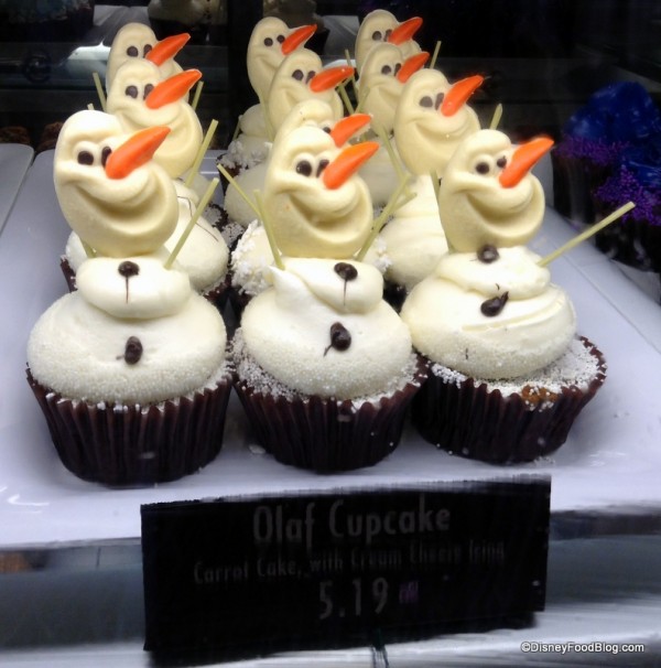 Disney Frozen Olaf Cupcakes