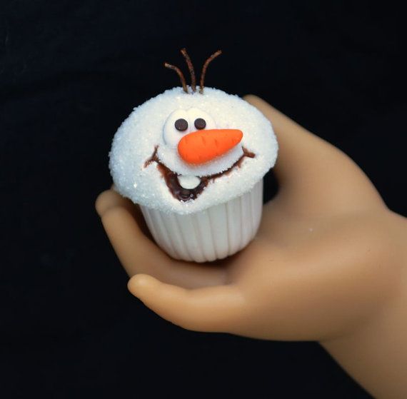 Frozen Olaf Cupcakes