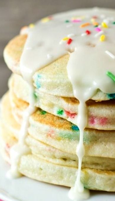 Funfetti Cake Batter Pancakes