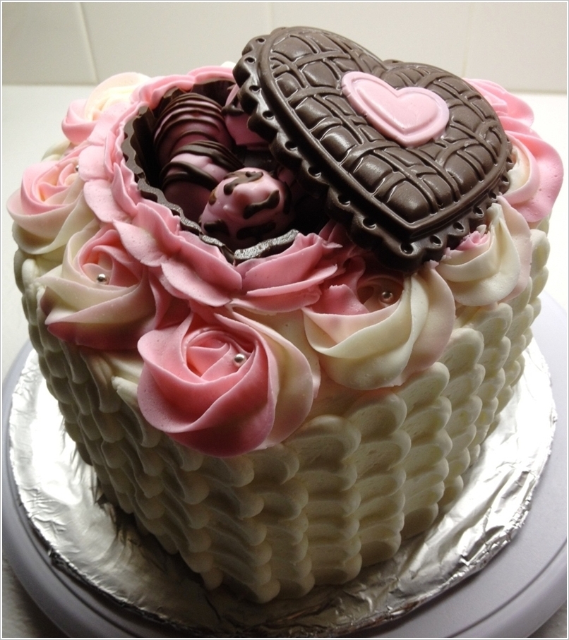 Heart Shaped Box of Chocolate Cake