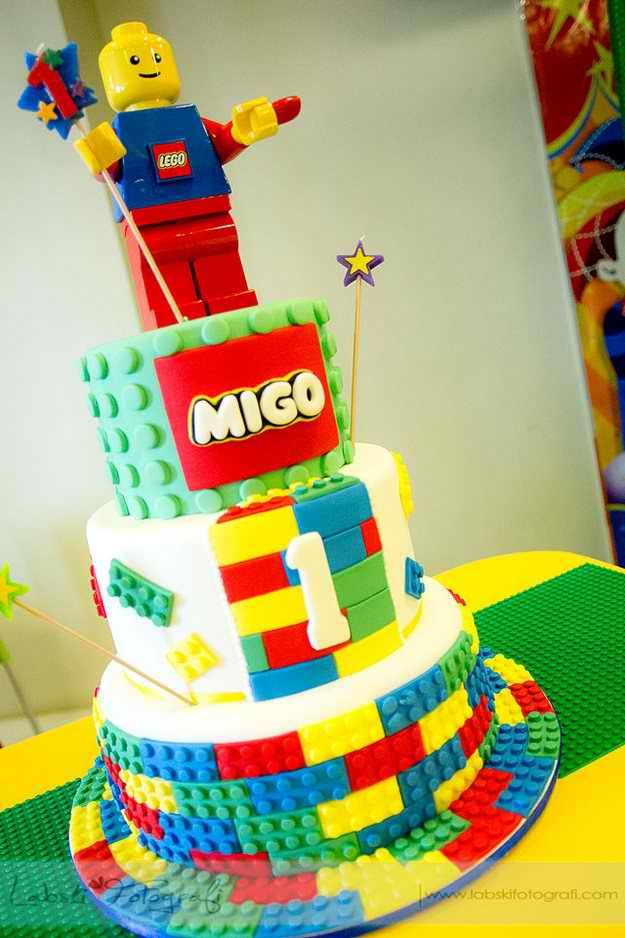 LEGO Birthday Cake