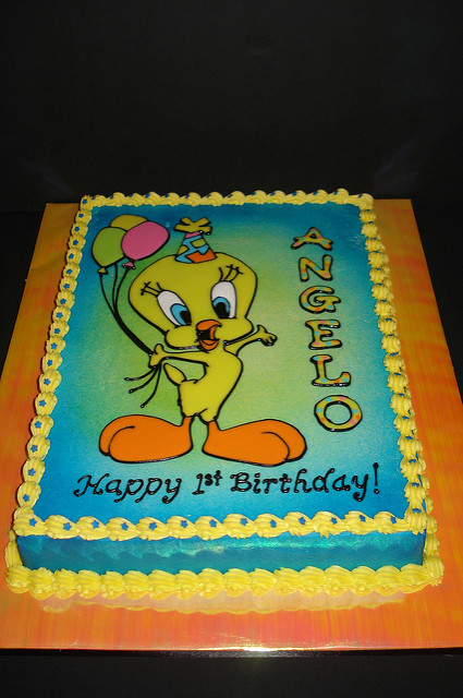 Tweety Bird Birthday Cake