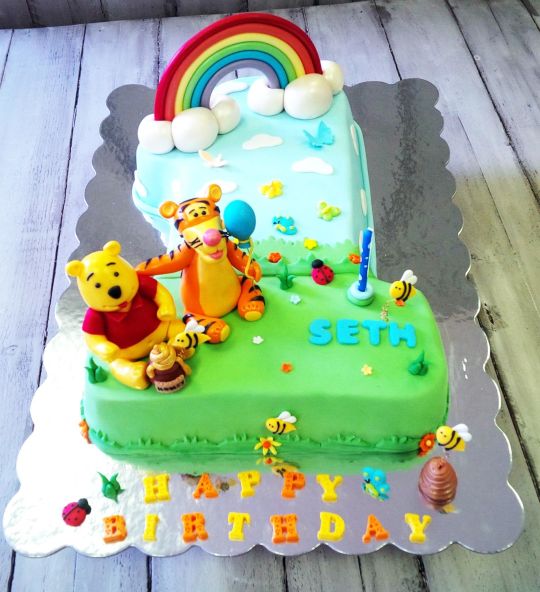 Winnie the Pooh 1st Birthday Cake