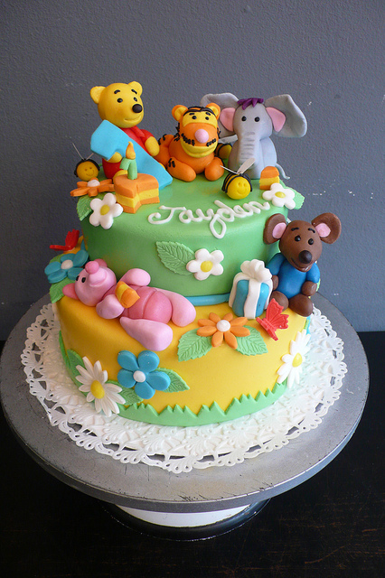 Winnie the Pooh Birthday Cake Ideas