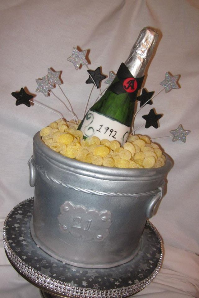 21st Birthday Champagne Cake