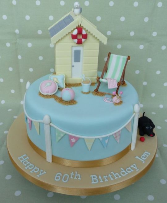 11 Photos of Birthday Cakes With Huts