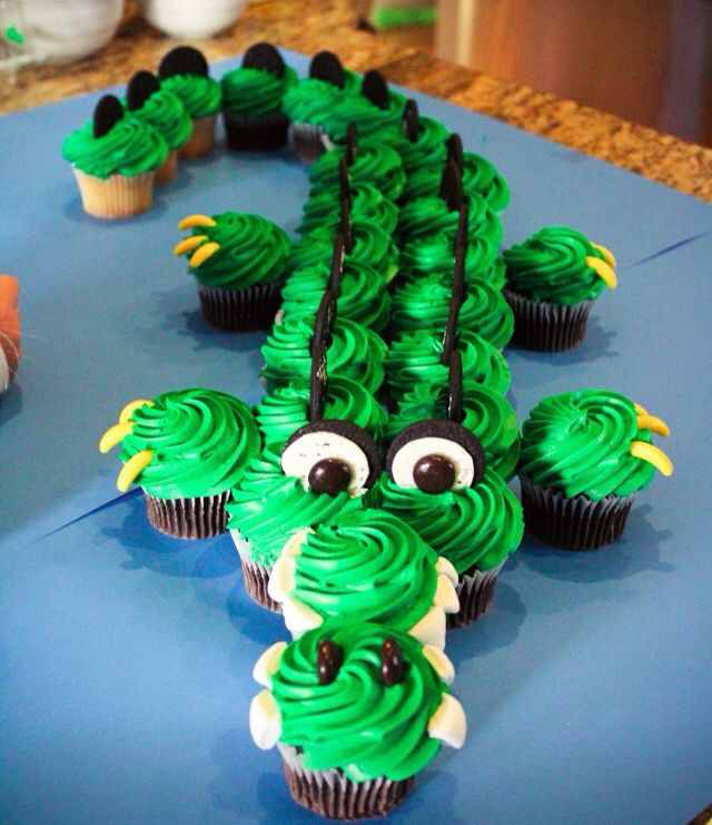 Boys Cupcake Cake Ideas