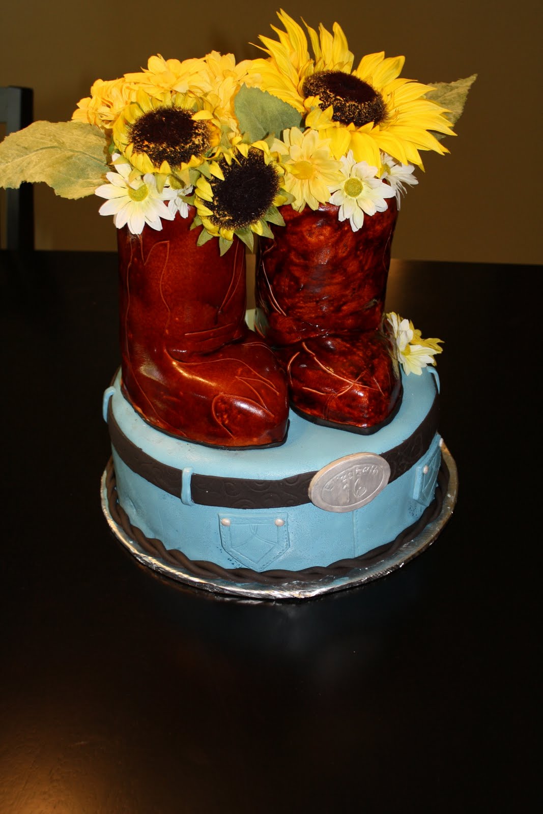 Country Girl Sweet 16 Birthday Cake