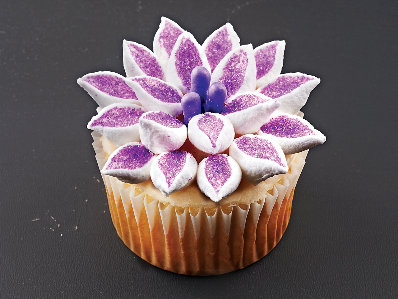 Flower Cupcakes Decorating Idea