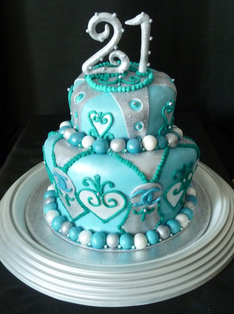 Girls 21st Birthday Cake Ideas