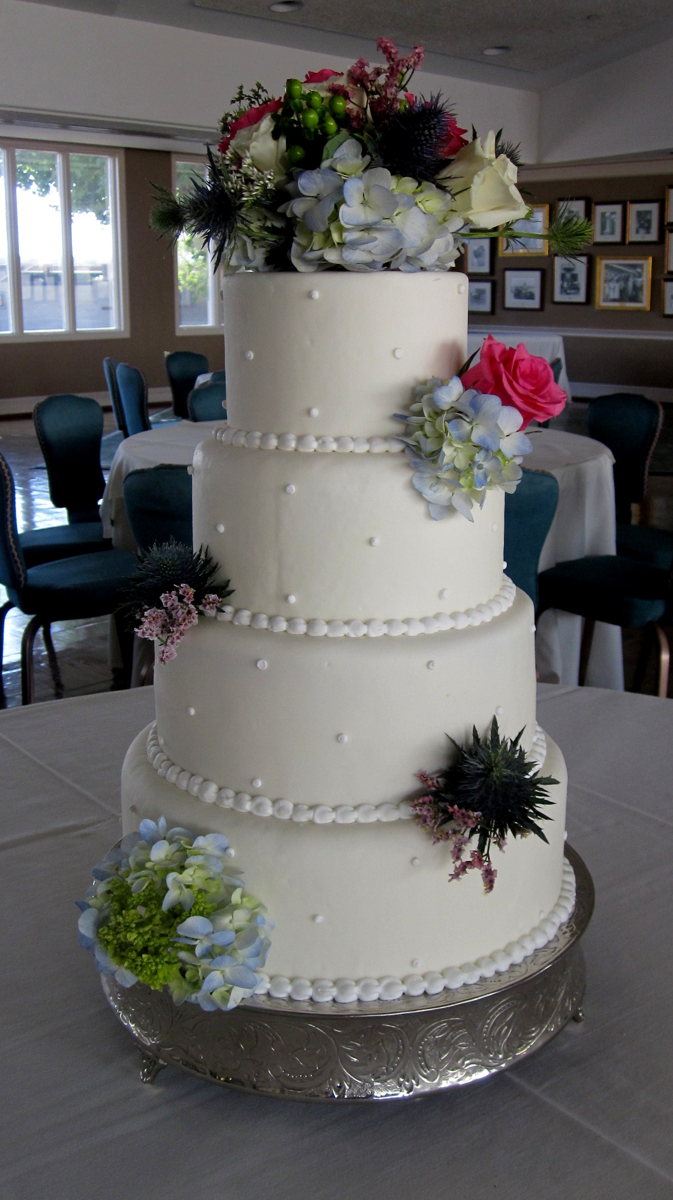 Ivory Buttercream Wedding Cake