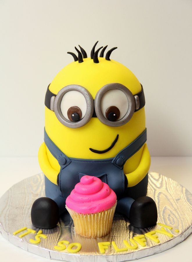 Minion Birthday Cake