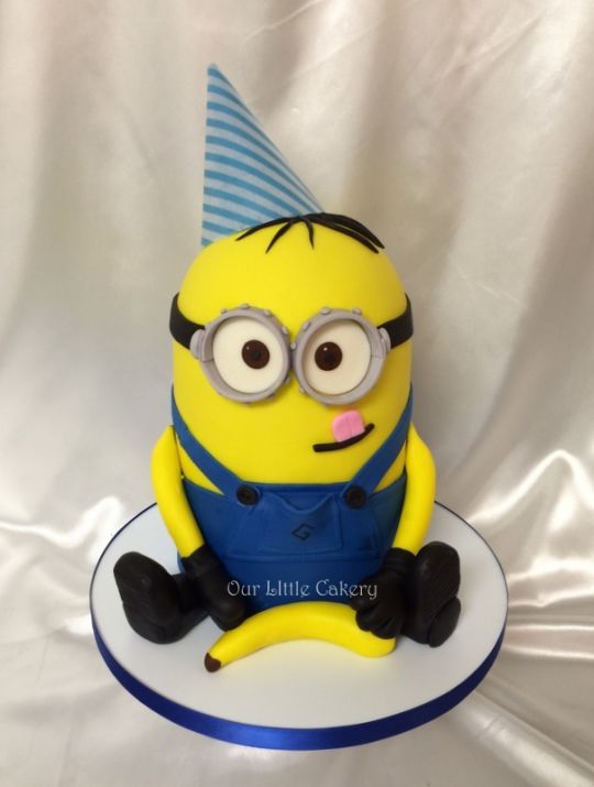 Minion Birthday Cake