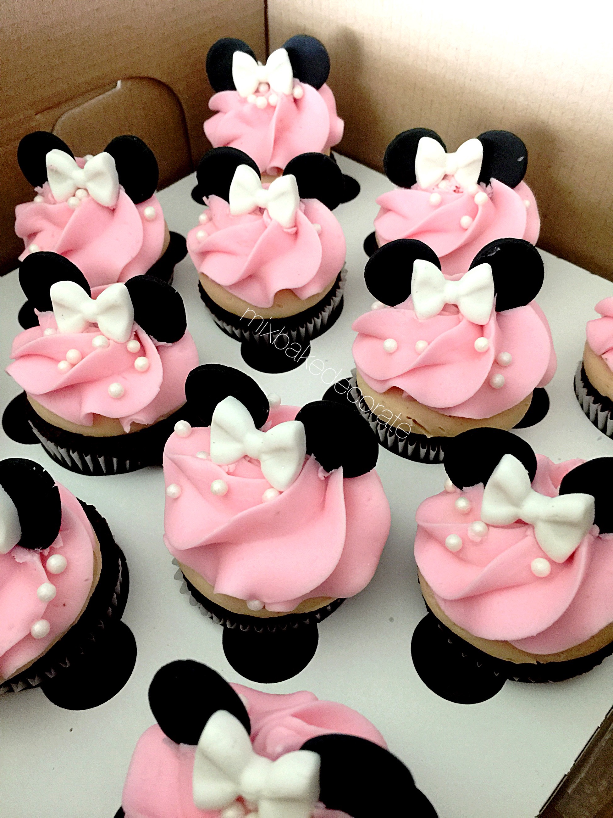 Minnie Mouse Cupcakes