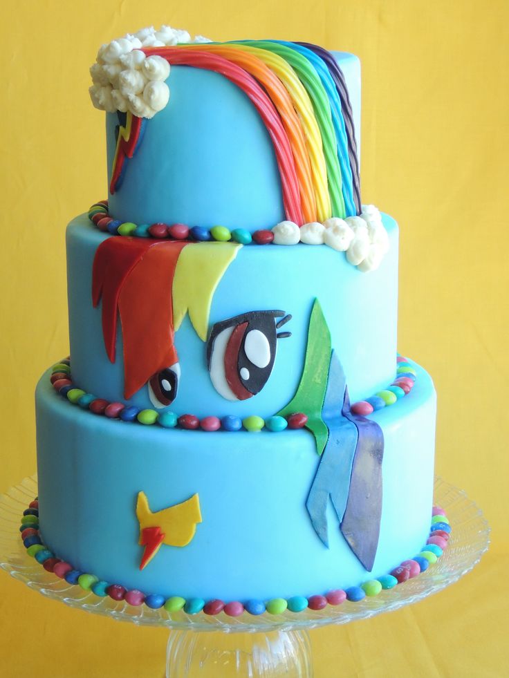 8 Photos of Rainbow Dash Birthday Cupcakes