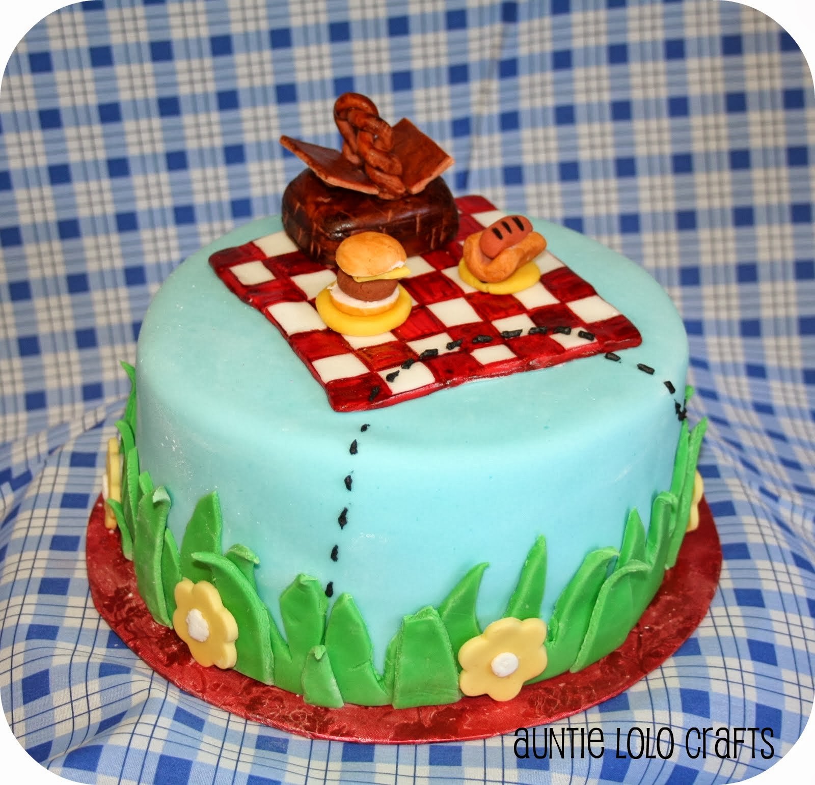 7 Photos of Picnic Decorated Cakes