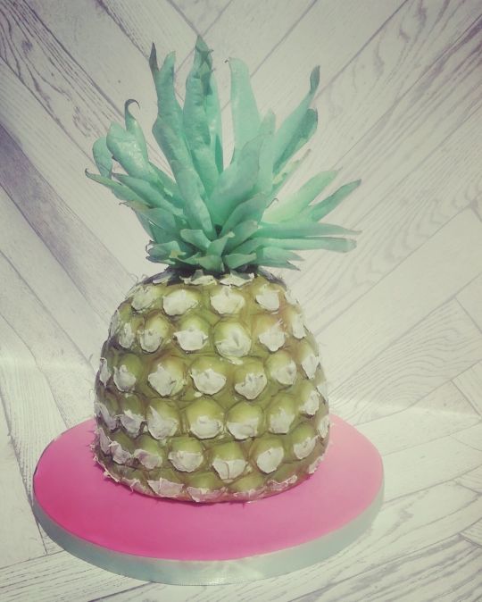 Pineapple Decorated Cake