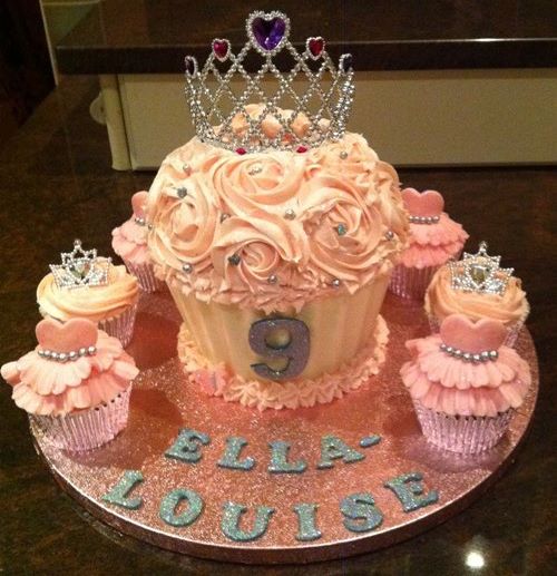 Princess Giant Cupcake Cake